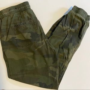 HOLLISTER Women's Camo Jogger S